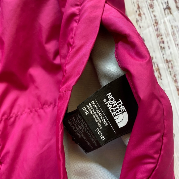 Boys The North Face Reversible Pink Plaid Weather Resistant Flannel Jacket - Picture 3 of 3